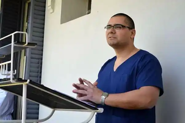 Sin apoyo político, Alberto González  dejó el Hospital de Urdinarrain