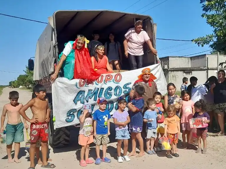 Los Reyes Magos llevaron alegría a más de 850 niños gualeyos