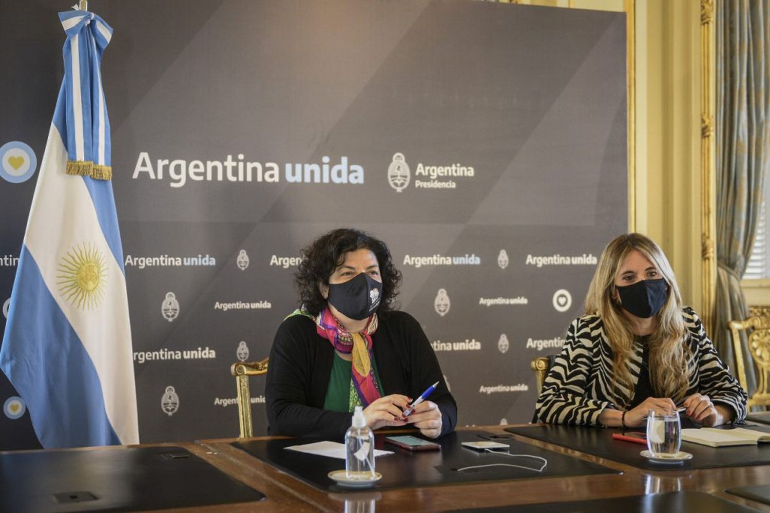 Vizzotti anunció que llegarán 861 mil vacunas Astrazeneca