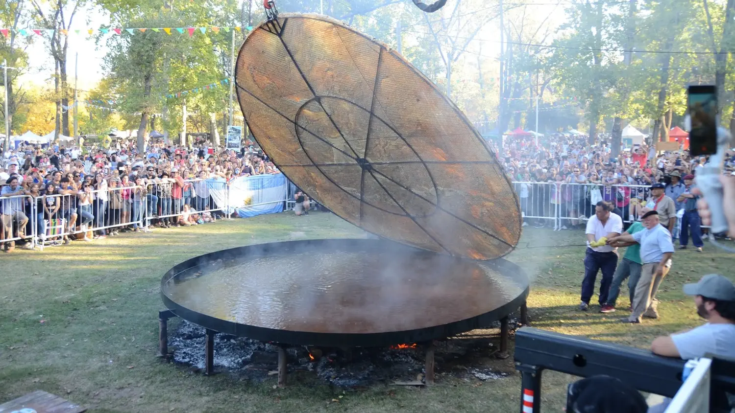 En Mercedes, se destaca la Fiesta Nacional de la Torta Frita