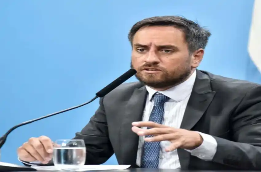 Juan Cabandié reconoció que la situación en Corrientes es crítica y apuntó contra Mauricio Macri