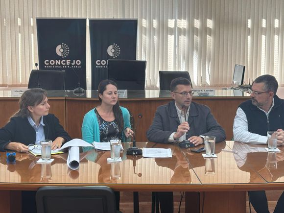 Concejales y funcionarios se reunieron para analizar un proyecto relacionado a la modificación de tributaria