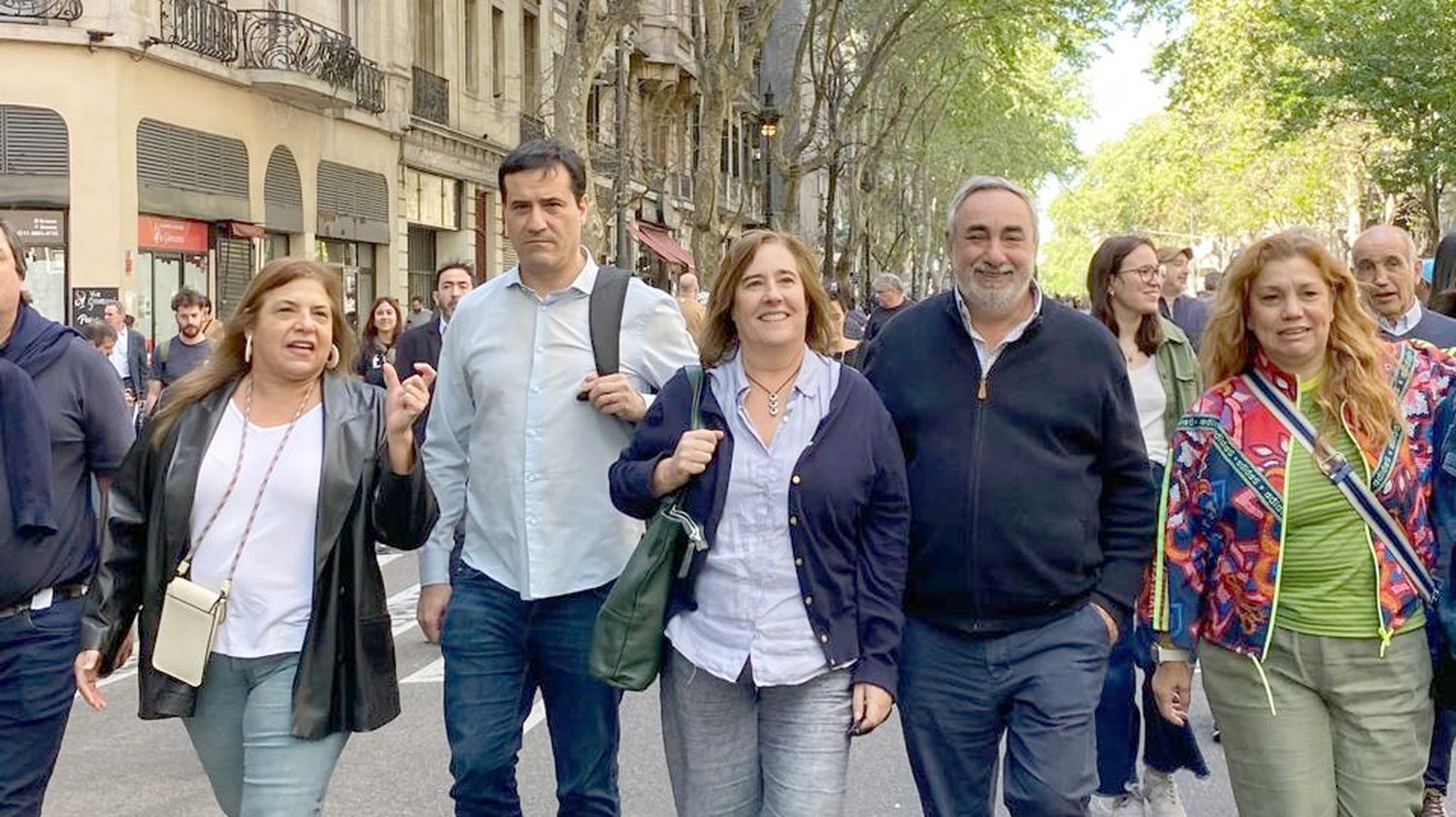 Abad llamó a "defender el derecho a aprender y enseñar"