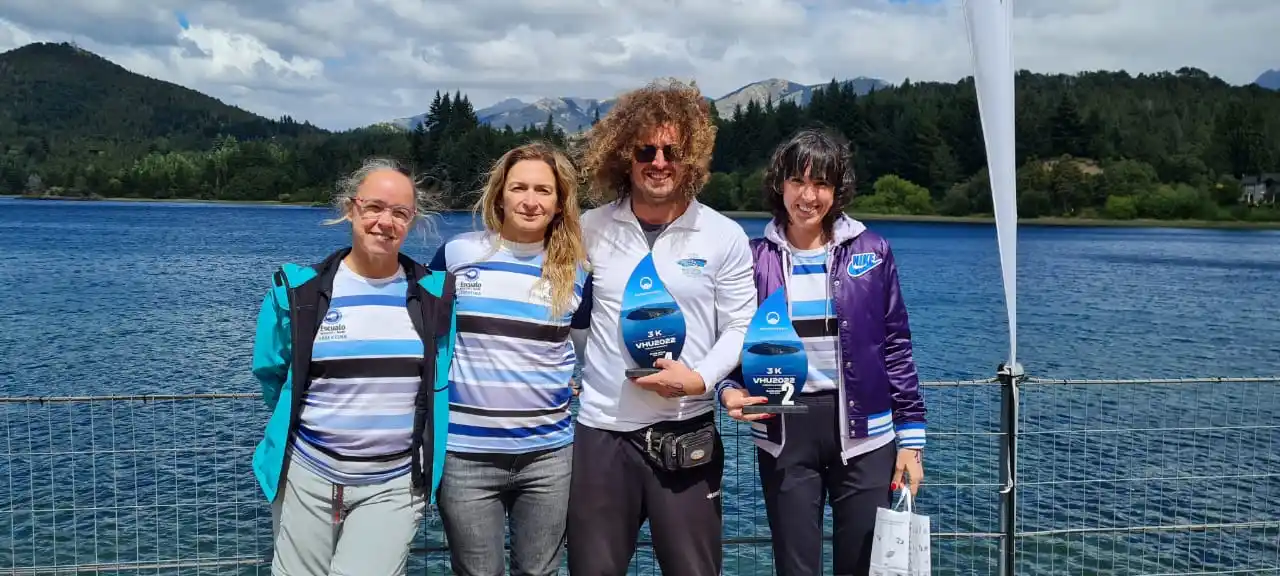 El grupo de Escualo que compitió en Bariloche.
