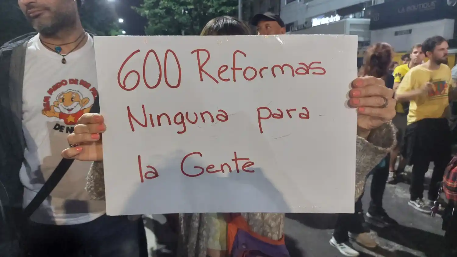 cacerolazo LP