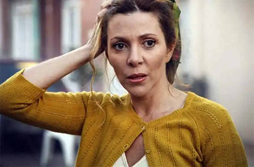 Mónica Ayos: «El papá de mi hijo me pegó cuando estaba embarazada»