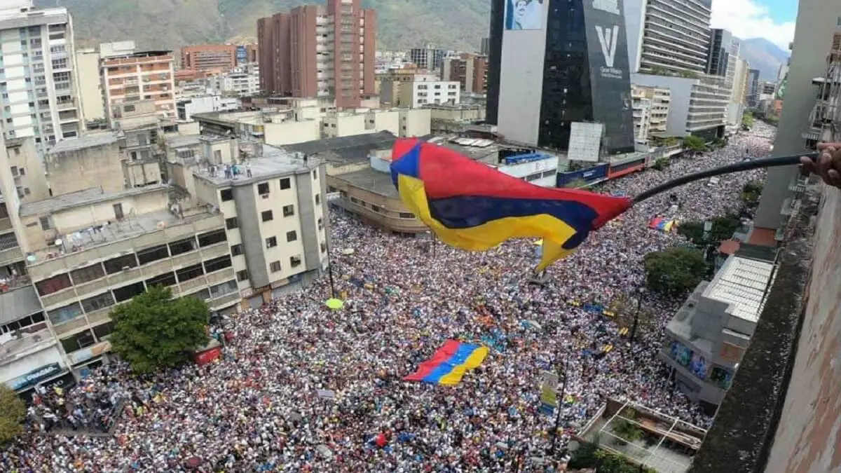 CAMBIOS POLÍTICOS con líderes legítimos: lo que buscan los venezolanos, según la UCAB