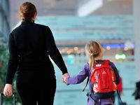 Viajar con menores por la Argentina: documentación y autorizaciones necesarias