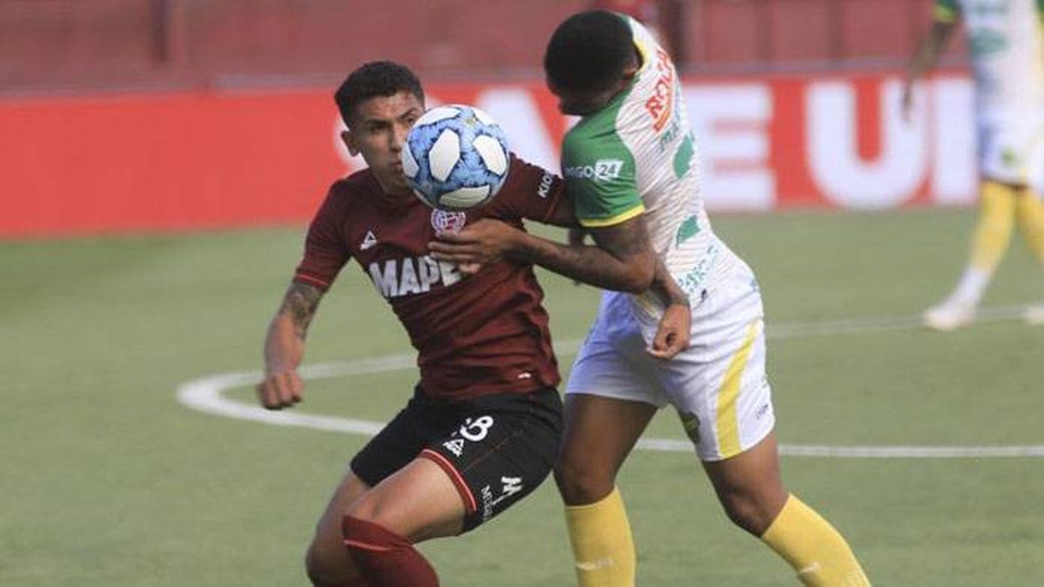 Lanús y Defensa y Justicia empataron y no pudieron despegarse en la tabla