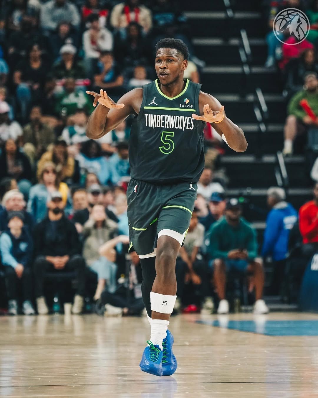 El jugador anotó 44 puntos y se llevó toda la atención (Foto: IG Timberwolves)
