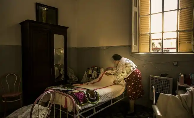 La Dirección de Salud Municipal asiste con médicos a los abuelos del Hogar de Ancianos 
