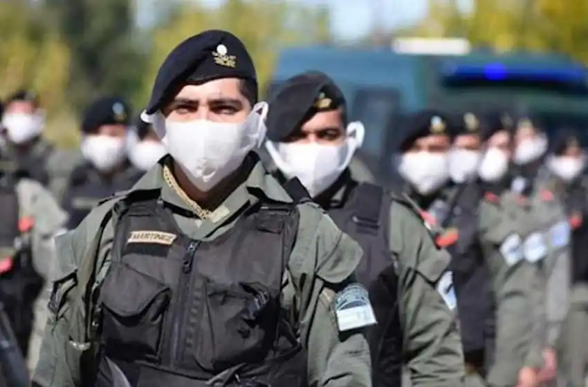 El Gobierno dispuso aumentar el salario de las fuerzas federales en un 25%