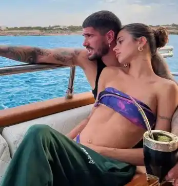 Aseguran que Rodrigo De Paul quiere dejar a Tini Stoessel