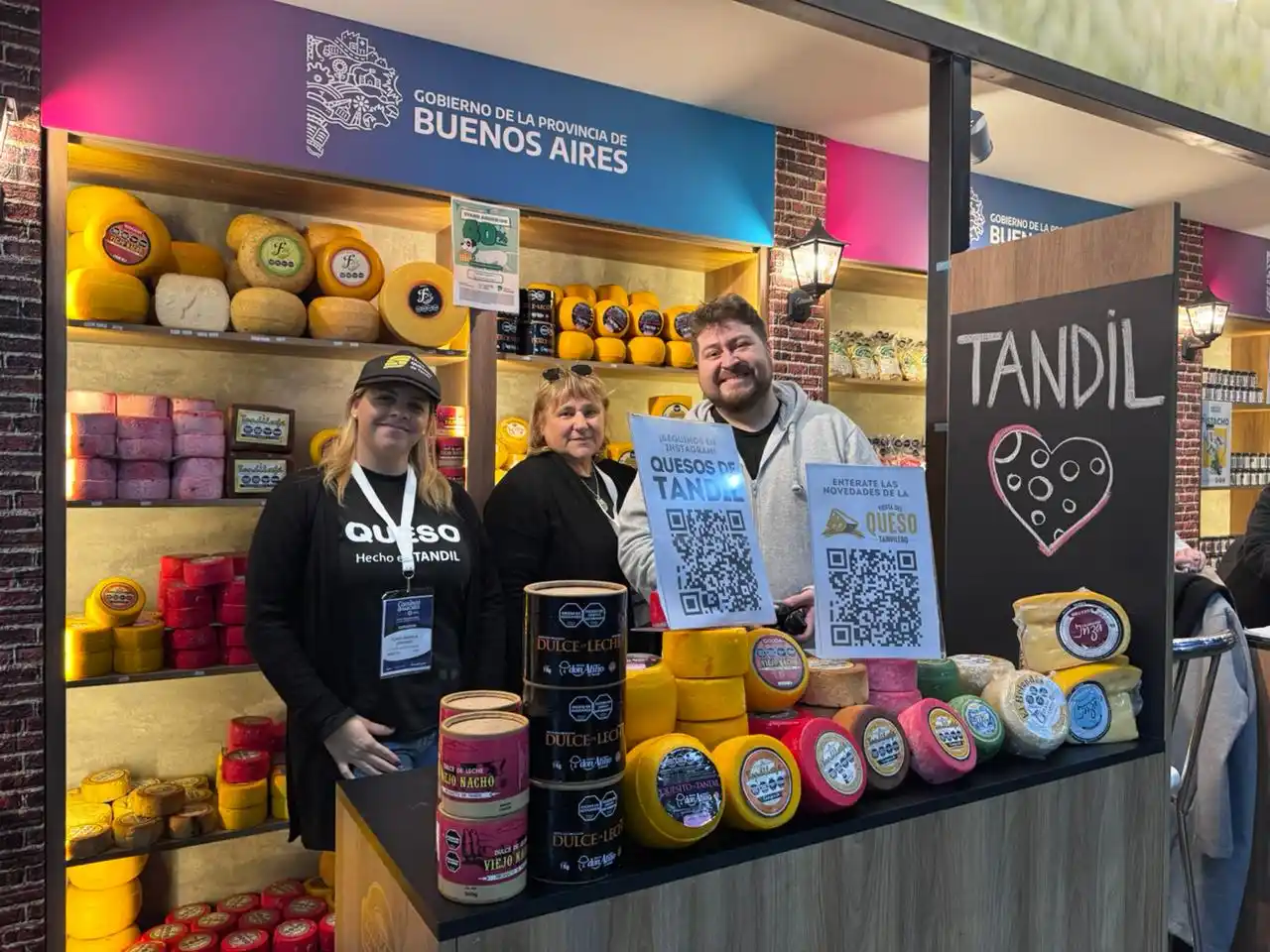 Los productos locales se presentaron en el espacio "Manjares Serranos"