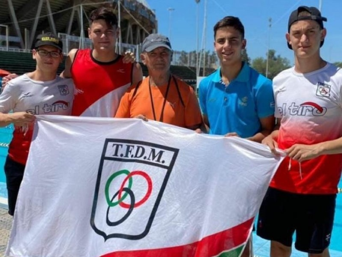 Nadadores de Tiro Federal se destacaron en Provincial