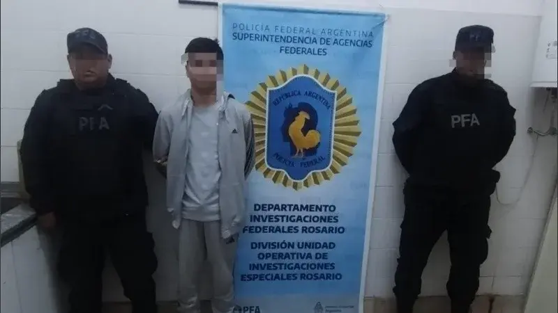 Juan C. fue detenido mientras viajaba en un taxi.