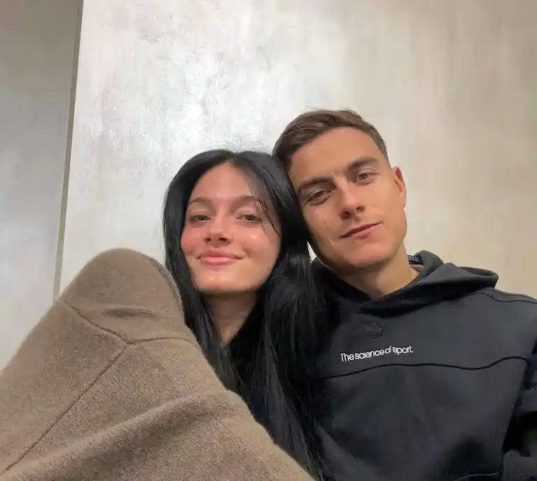 Posteo. Oriana Sabatini y Paulo Dybala