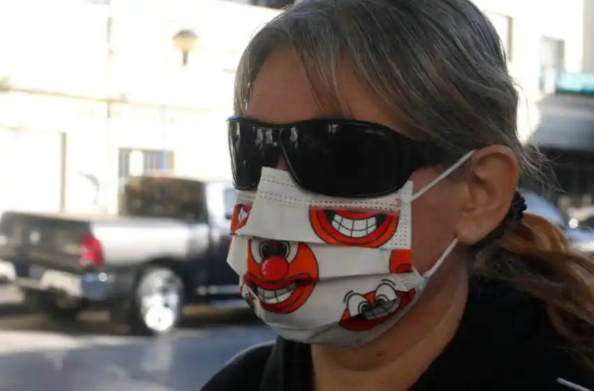 Será obligatorio el uso de barbijos caseros en el transporte público y comercios de Rosario