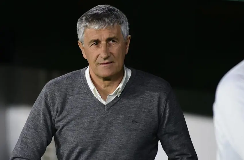 Quién es Quique Settién, el DT que está a una firma de ser nuevo DT de Barcelona