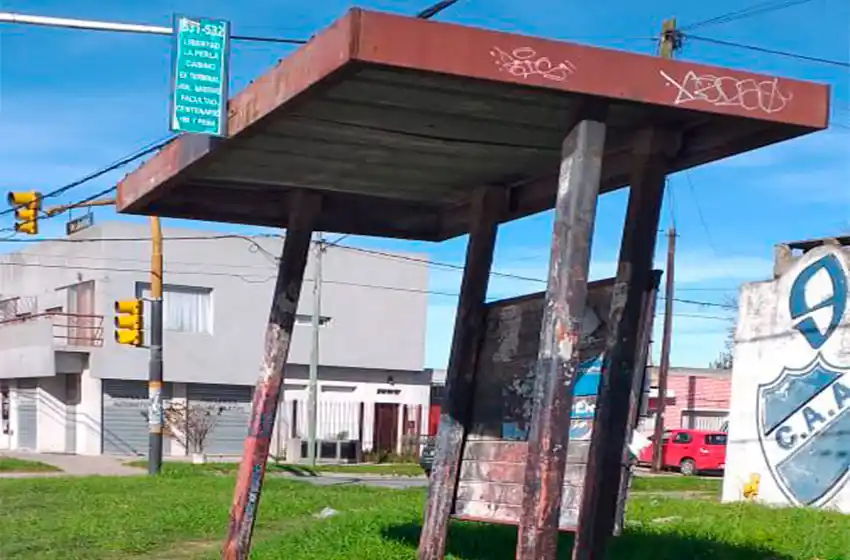 Abandono de paradas de colectivos: "Parece no ser urgencia"