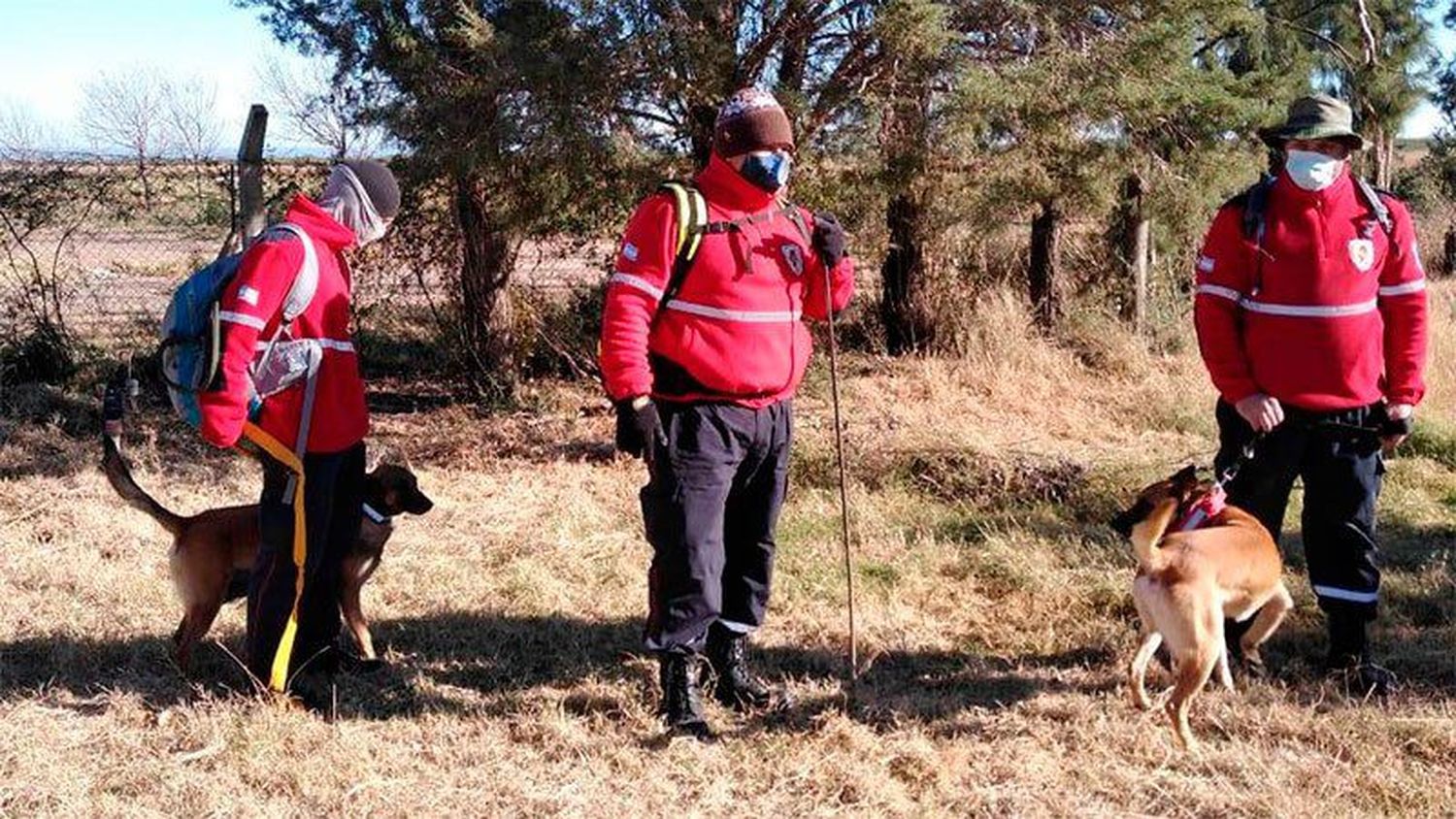 Los bomberos entrerrianos que buscan a Guadalupe en San Luis