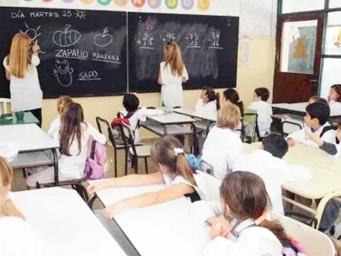La UCA advierte que la pobreza infantil excede el plano económico