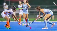 Delpech volvió a ser titular en Las Leonas