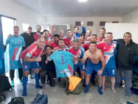 Sorpresas y emoción en los cuartos de final del Torneo Absoluto Senior de la LRF