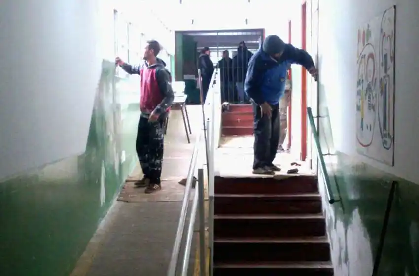 Consejo Escolar: pese a los reclamos, ratifican obras en las escuelas