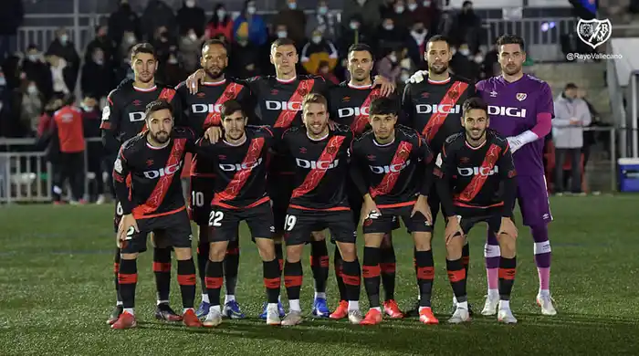 Con Esteban Saveljich en el banco, avanzó Rayo Vallecano