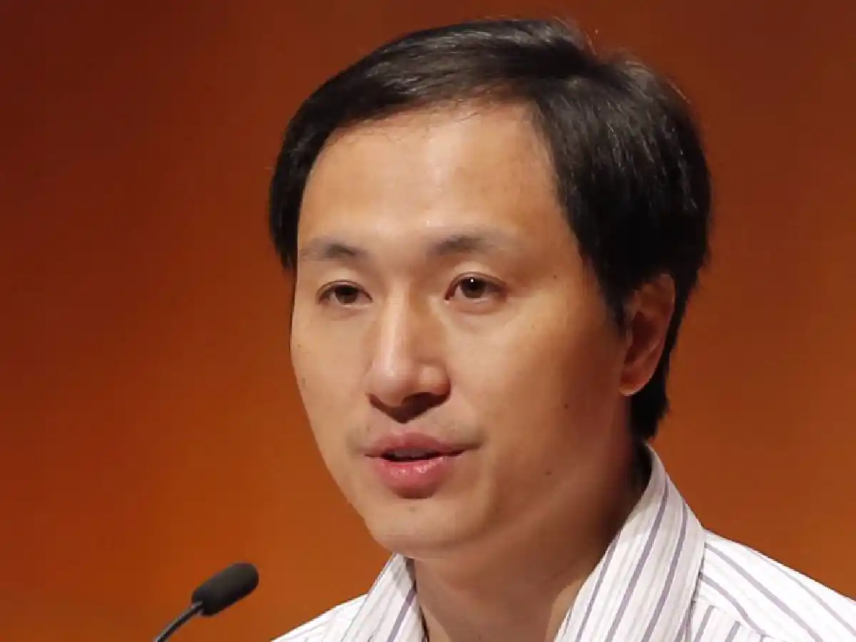 Tres años de cárcel para el científico chino que modificó bebés genéticamente