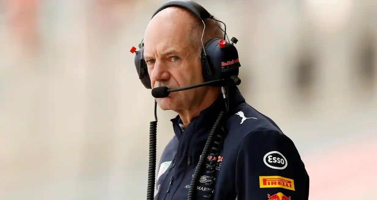 La salida de Newey se ha ido confirmando desde enero, con la investigación interna en Red Bull sobre Christian Horner. Creditos: REUTERS/Andrew Boyers