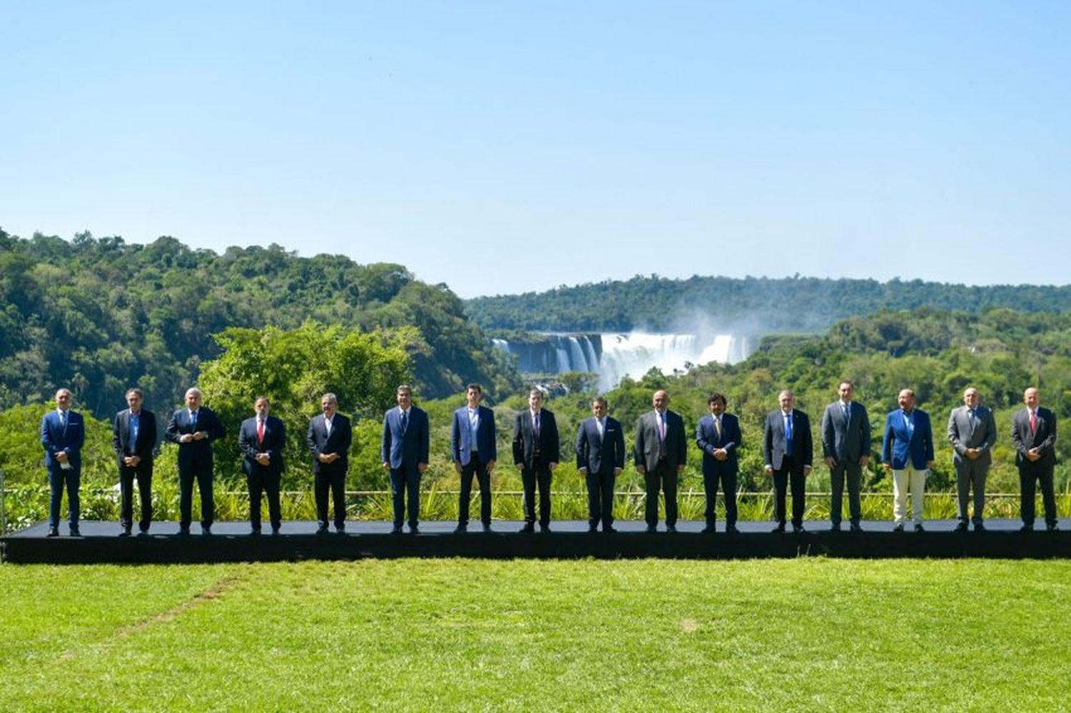 Insfrán participó en la 8.a reunión de gobernadores del Norte Grande