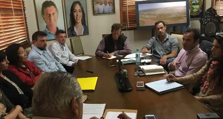 Con técnicos del Opds, retomaron el debate por el relleno sanitario