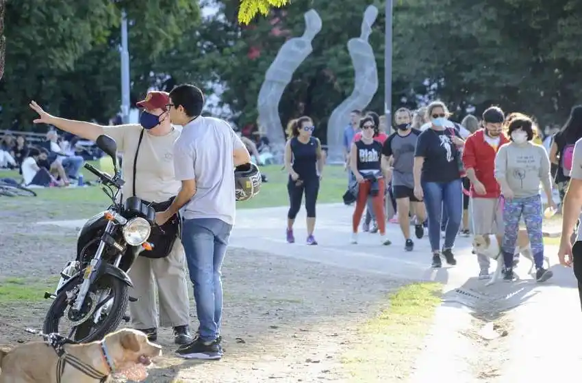 Rosario sumó 836 nuevos casos de coronavirus y la provincia superó los 300 mil desde que empezó la pandemia