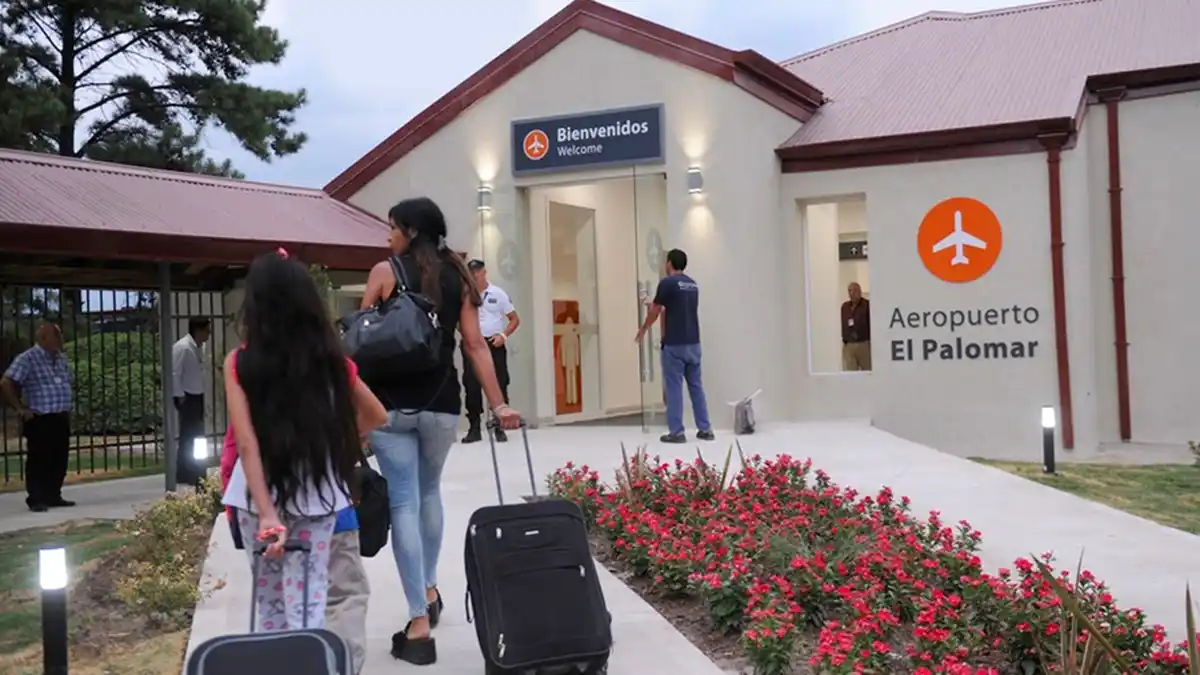 Vecinos entregarán petitorio al Concejo Deliberante de Morón para pedir por la vuelta del Aeropuerto de El Palomar