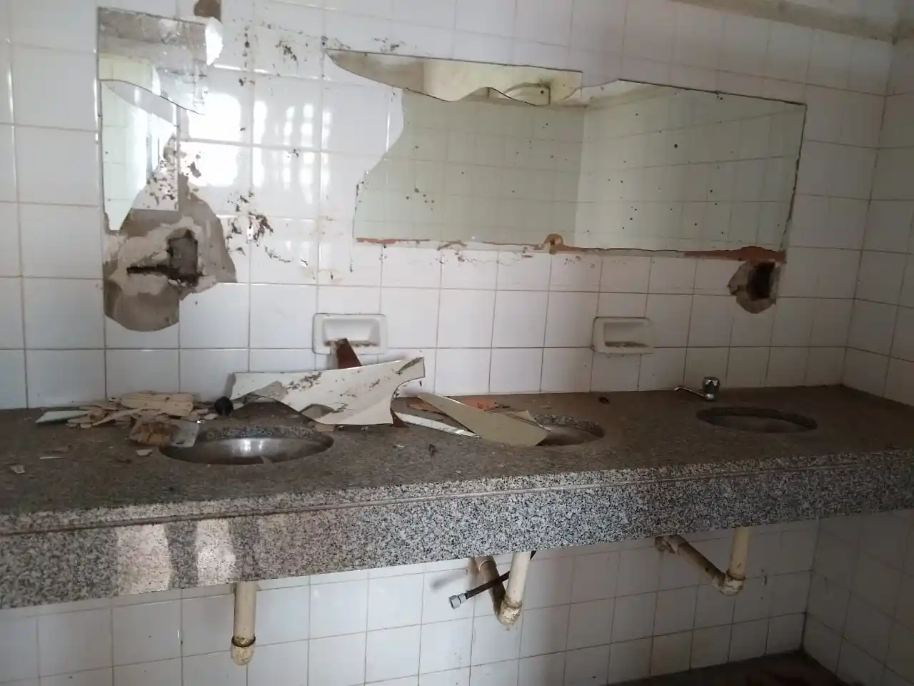 El camping en ruinas: "Piaggio no nos quiere dar la concesión y no nos atiende"