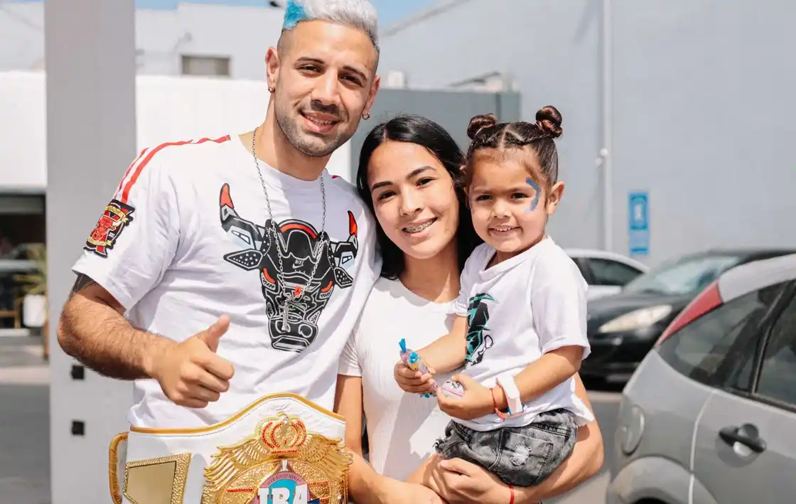 El campeón está en casa: Lucas Bastida fue recibido en Mar del Plata