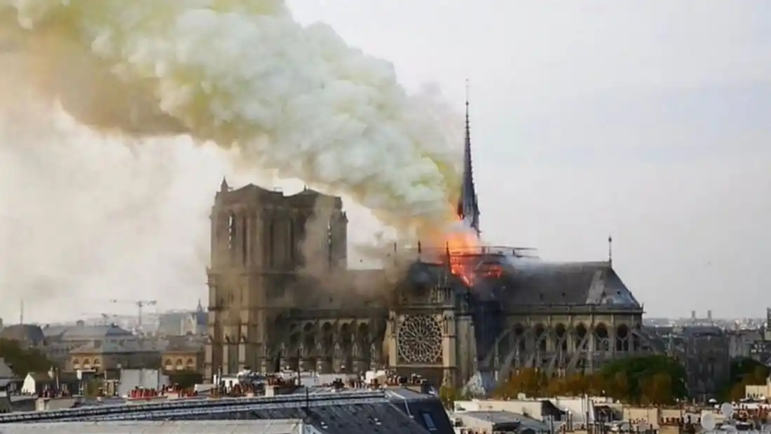 Notre Dame tendrá su primera misa tras el incendio