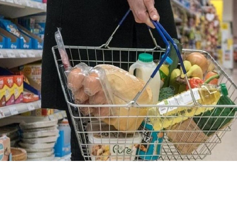 Estos aumentos significativos en los precios de los alimentos plantean un desafío importante para las familias argentinas, especialmente aquellas de menores recursos