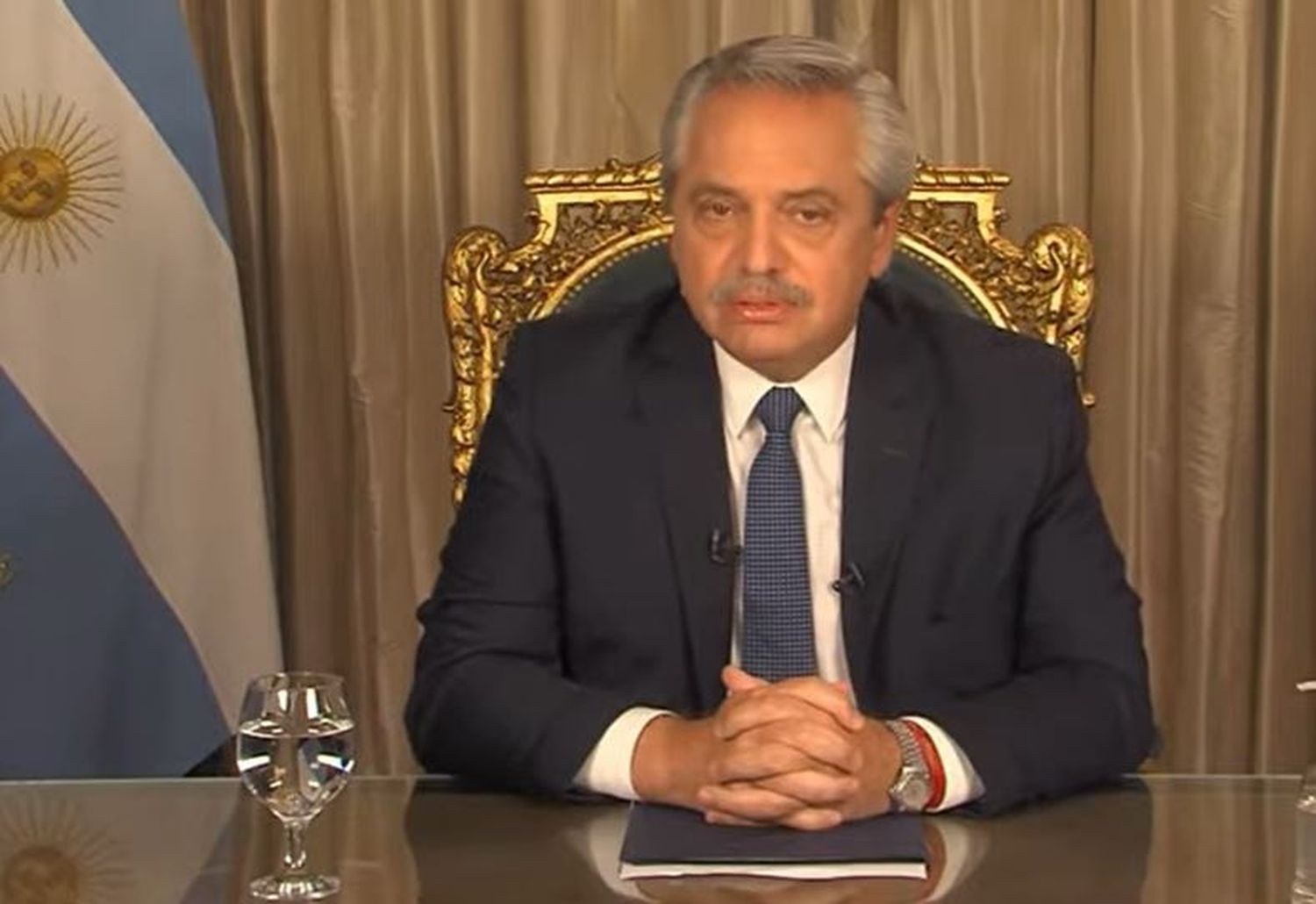 Alberto Fernández desaconsejó viajar al exterior y alertó: "Debemos extremar los recaudos para que el Covid no nos vuelva aislar"