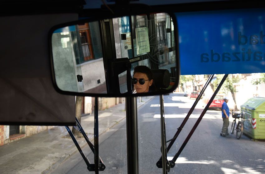 La empresa municipal Movi deberá reincorporar a cuatro colectiveras