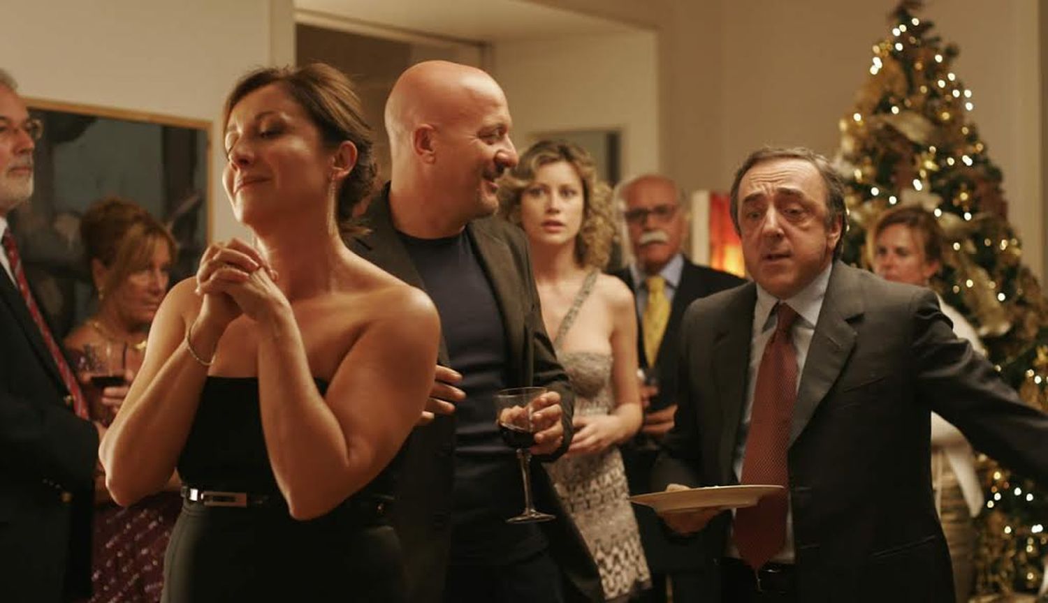 Proyectan la comedia italiana "Todos tenemos un... Ex"