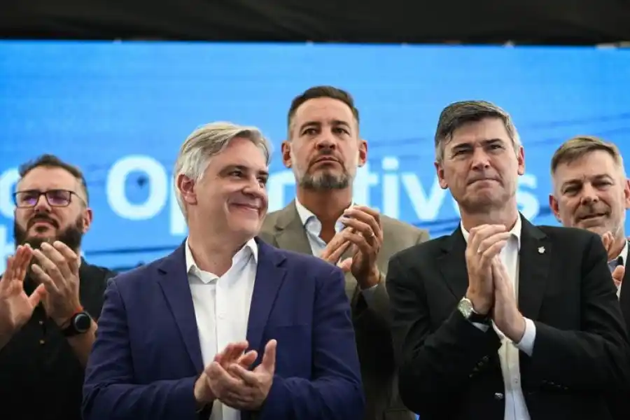 Las palabras de Martín Llaryora hacia Milei: "Que cuente conmigo para ayudarlo en la gobernabilidad"