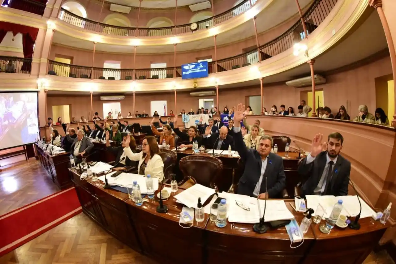 Diputadas y diputados oficialistas valoraron la institucionalidad y el funcionamiento de los órganos constitucionales