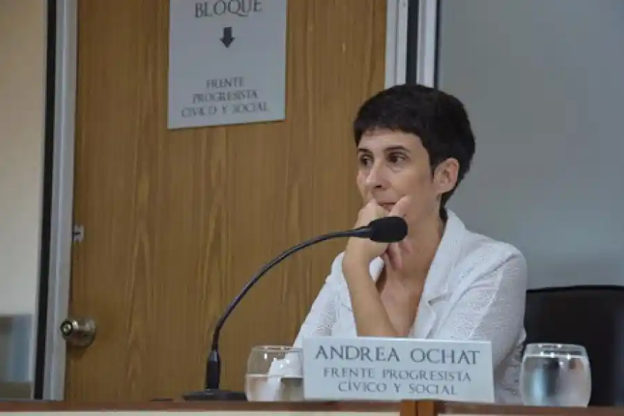 Viviendas: Andrea Ochat pide que el Ejecutivo informe sobre las gestiones realizadas en la provincia