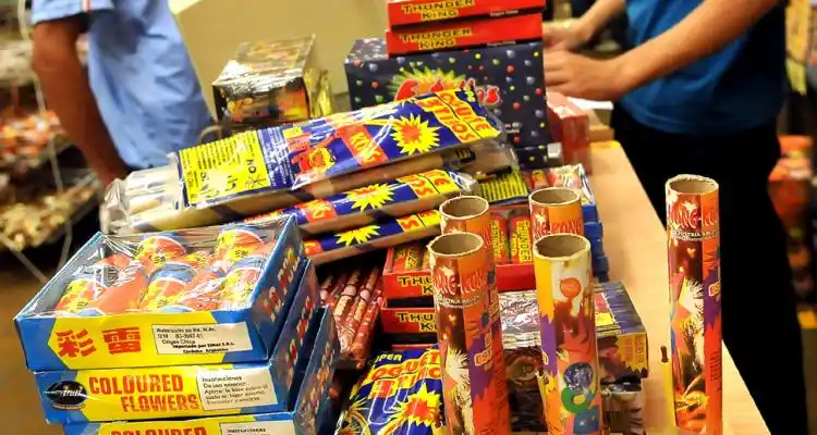 Las quejas refieren, entre otras, a la falta de control en la venta de la pirotecnia. (Foto: Archivo)