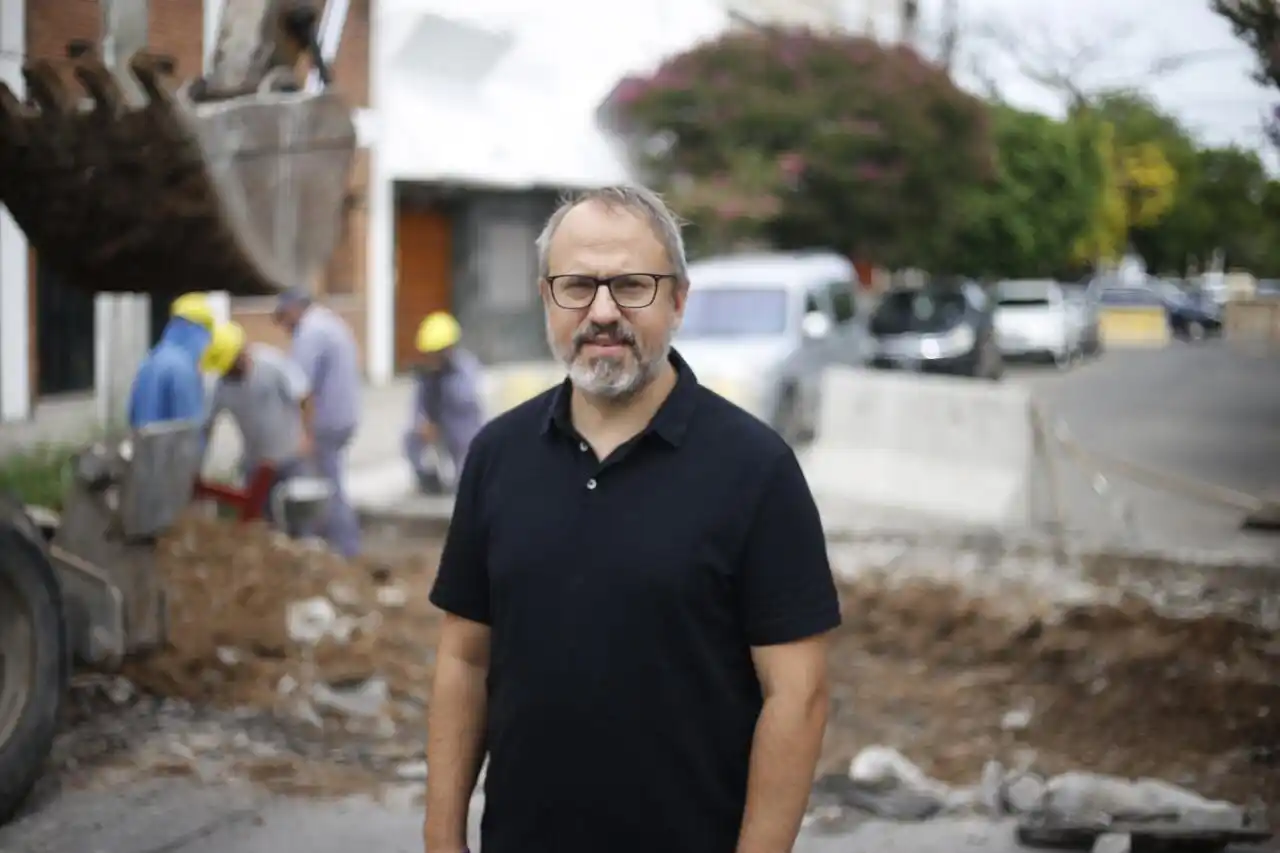 El Intendente Valenzuela anunció mejoras salariales para los trabajadores municipales de Tres de Febrero