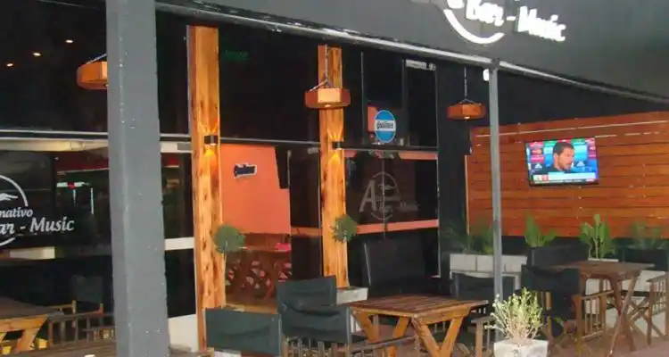 Se recupera el joven herido en una salvaje golpiza a la salida de un bar