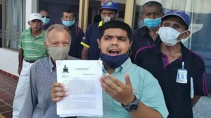 ENTREGARON SU VIDA y les pagan una miseria: trabajadores de la CVG protestan por los bajos sueldos